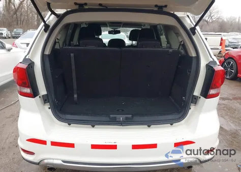 2017 Dodge Journey Crossroad Plus Awd z USA, uszkodzony, nr VIN 3C4PDDGG7HT553434